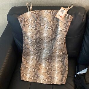 Snake skin dress - Medium